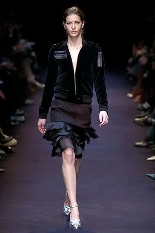 Look 10